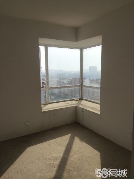 万霖钱丰景观房 小三室 采光通风无敌 一口价58万